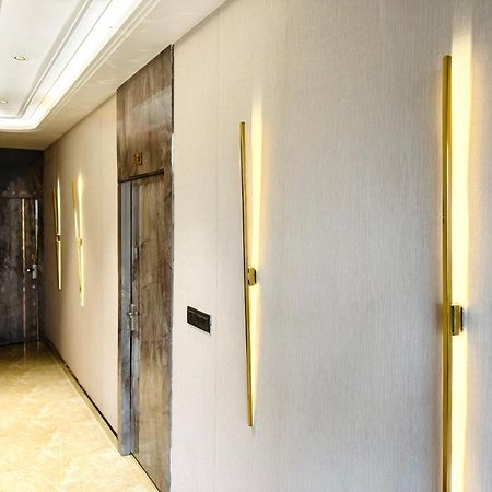 Krishna Residency - A Boutique Hotel Барели Экстерьер фото